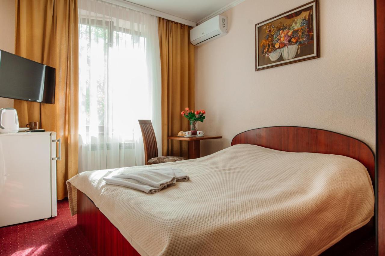 Hotel Club Ph Truskavets Exterior foto